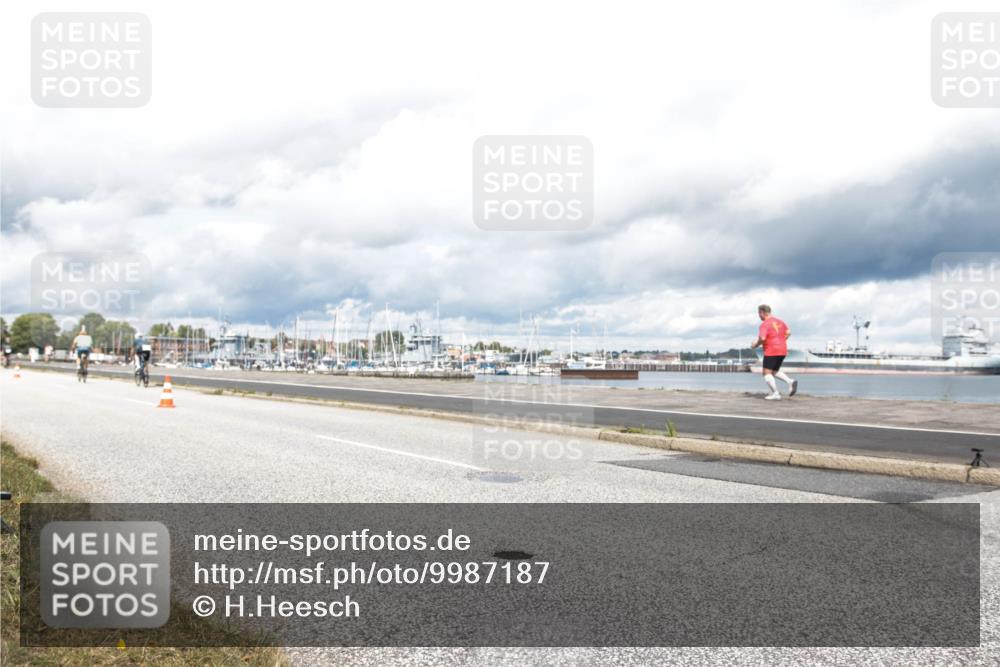16.08.2026 - KN Förde Triathlon 2026 H.Heesch http://msf.ph/oto/9987187 16.08.2026 13:04:19 Radfahren 575, 606 meine-sportfotos.de