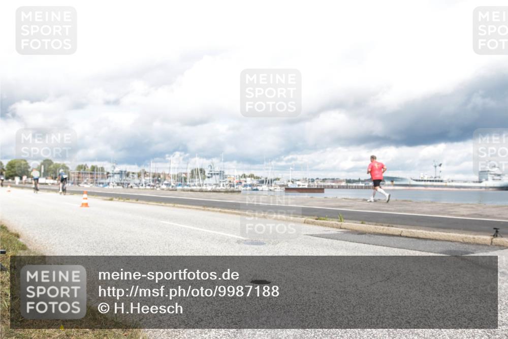 16.08.2026 - KN Förde Triathlon 2026 H.Heesch http://msf.ph/oto/9987188 16.08.2026 13:04:20 Radfahren 575, 606 meine-sportfotos.de