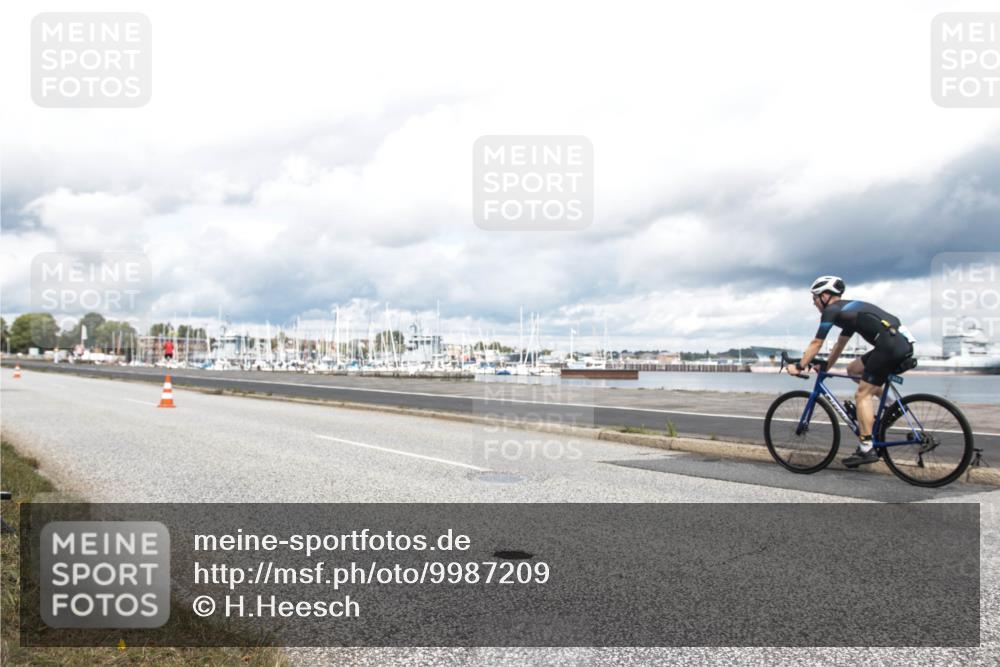 16.08.2026 - KN Förde Triathlon 2026 H.Heesch http://msf.ph/oto/9987209 16.08.2026 13:04:34 Radfahren 534, 610 meine-sportfotos.de