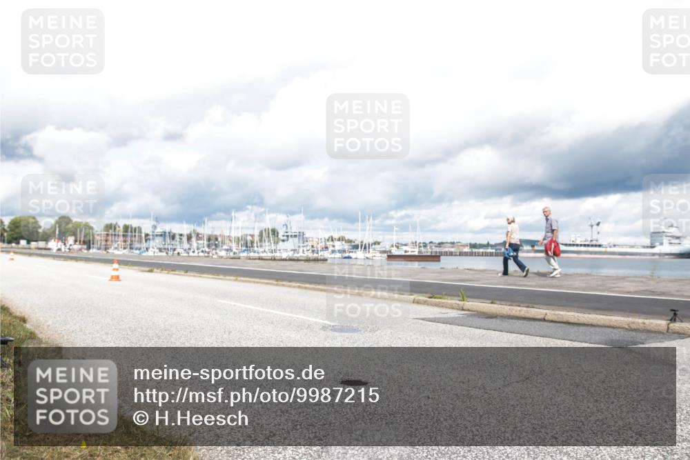 16.08.2026 - KN Förde Triathlon 2026 H.Heesch http://msf.ph/oto/9987215 16.08.2026 13:04:44 Radfahren 555, 705, 717 meine-sportfotos.de