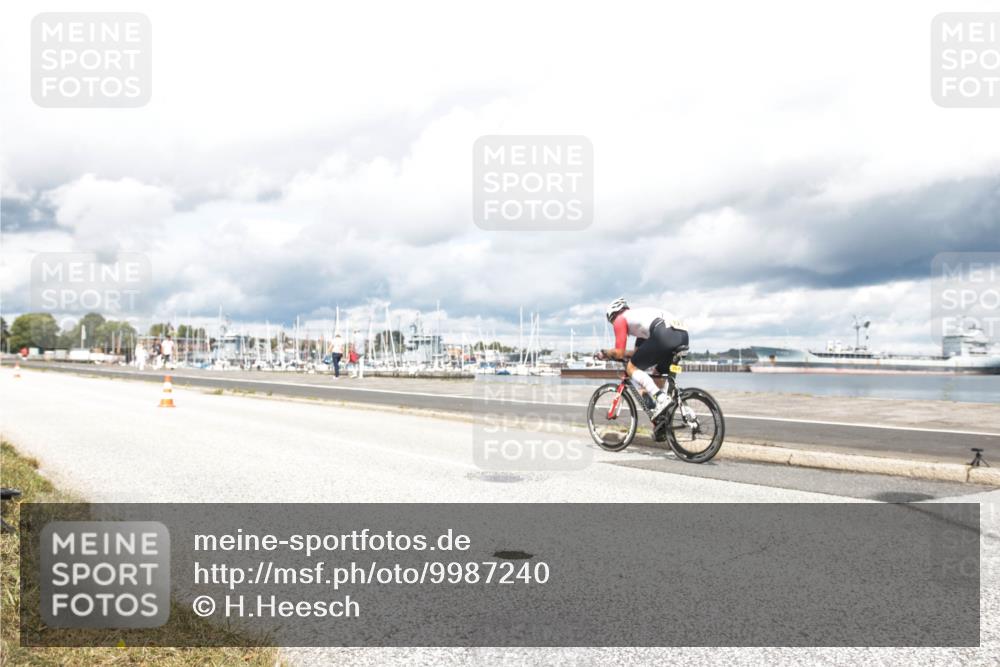 16.08.2026 - KN Förde Triathlon 2026 H.Heesch http://msf.ph/oto/9987240 16.08.2026 13:04:58 Radfahren 501, 509, 562, 724, 740 meine-sportfotos.de