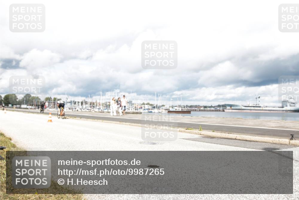 16.08.2026 - KN Förde Triathlon 2026 H.Heesch http://msf.ph/oto/9987265 16.08.2026 13:05:19 Radfahren 513, 540, 587, 611 meine-sportfotos.de