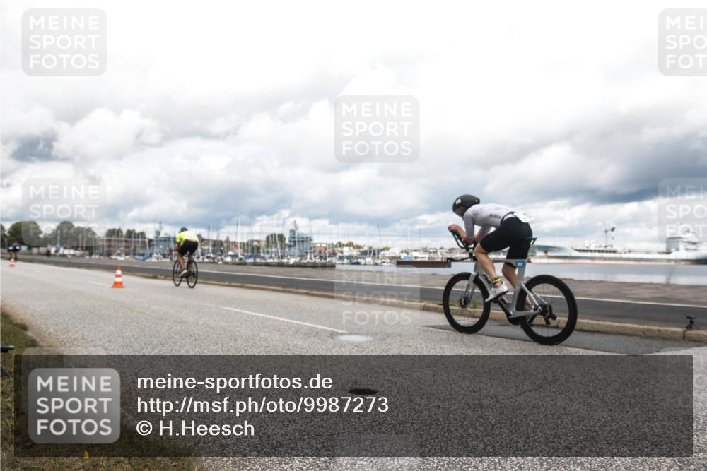 16.08.2026 - KN Förde Triathlon 2026 H.Heesch http://msf.ph/oto/9987273 16.08.2026 13:05:39 Radfahren 521, 523, 530, 565, 568 meine-sportfotos.de