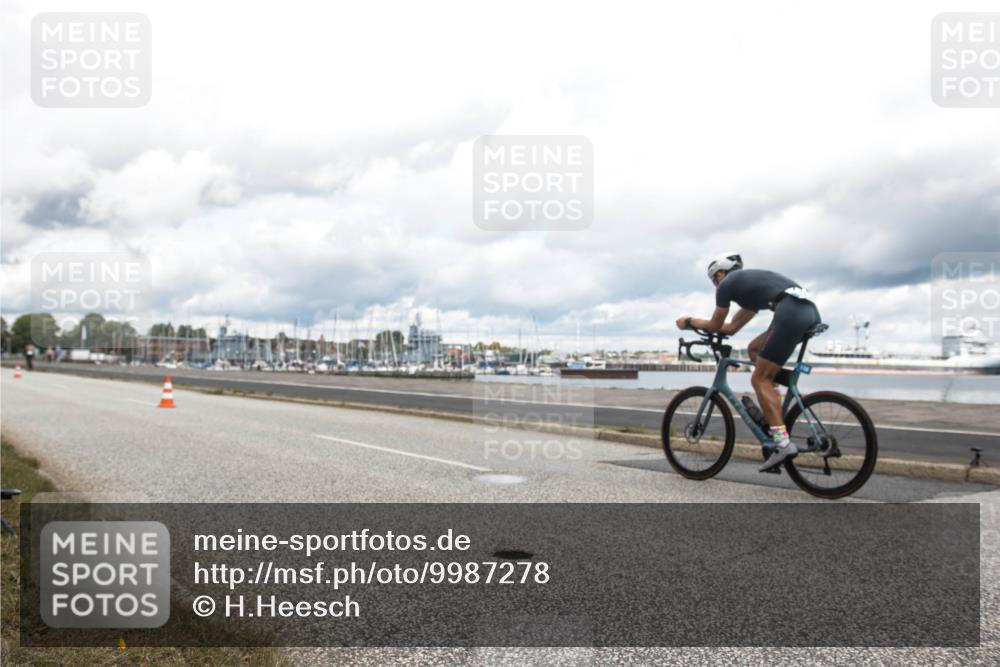 16.08.2026 - KN Förde Triathlon 2026 H.Heesch http://msf.ph/oto/9987278 16.08.2026 13:05:47 Radfahren 518 meine-sportfotos.de