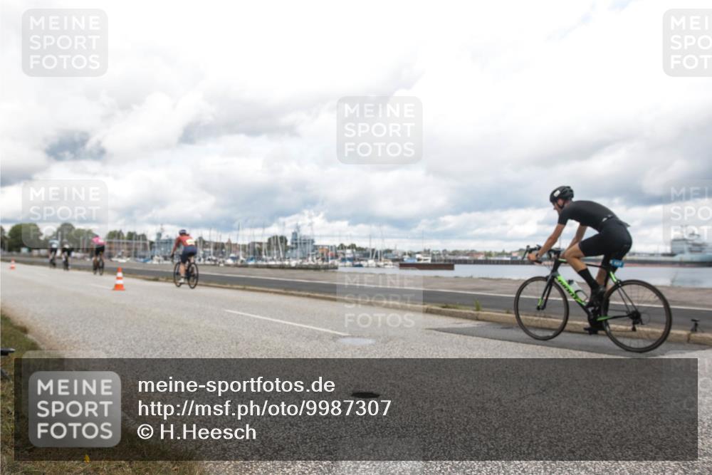 16.08.2026 - KN Förde Triathlon 2026 H.Heesch http://msf.ph/oto/9987307 16.08.2026 13:06:32 Radfahren 545, 571, 580, 725 meine-sportfotos.de