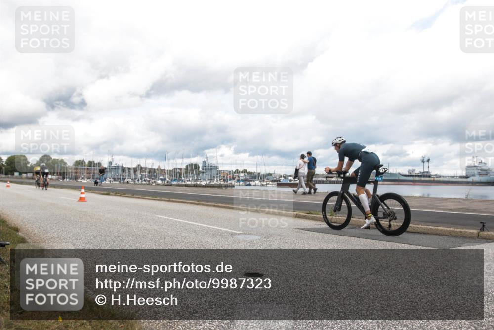 16.08.2026 - KN Förde Triathlon 2026 H.Heesch http://msf.ph/oto/9987323 16.08.2026 13:07:05 Radfahren 509, 543, 727 meine-sportfotos.de
