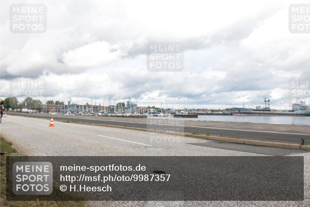 16.08.2026 - KN Förde Triathlon 2026 H.Heesch http://msf.ph/oto/9987357 16.08.2026 13:08:21 Radfahren 541, 572, 584, 590, 602, 607, 612, 722, 745 meine-sportfotos.de