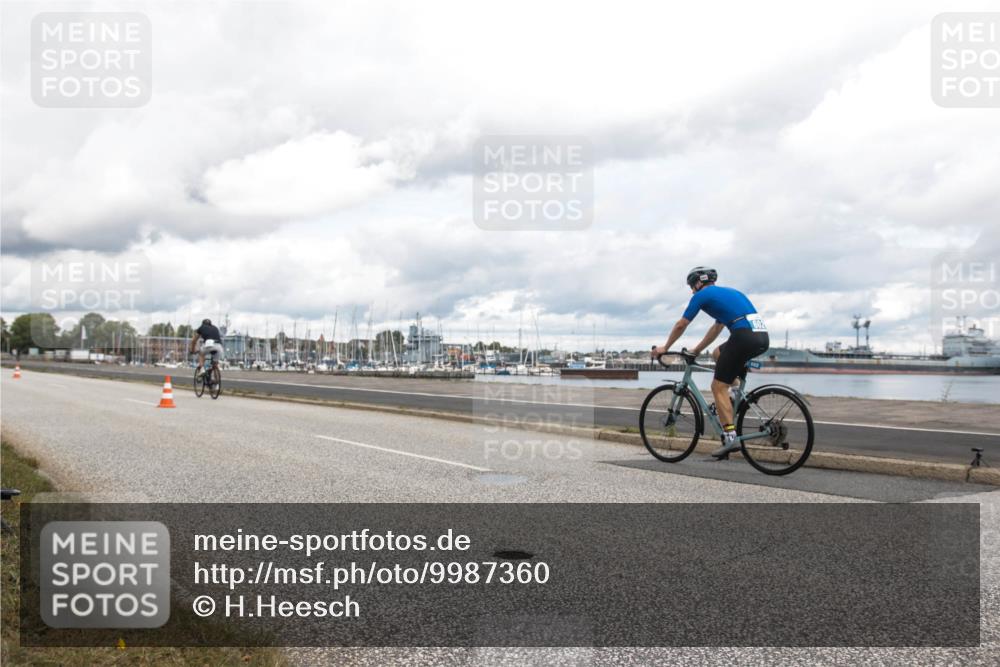 16.08.2026 - KN Förde Triathlon 2026 H.Heesch http://msf.ph/oto/9987360 16.08.2026 13:08:24 Radfahren 541, 584, 590, 607, 612, 722, 745 meine-sportfotos.de