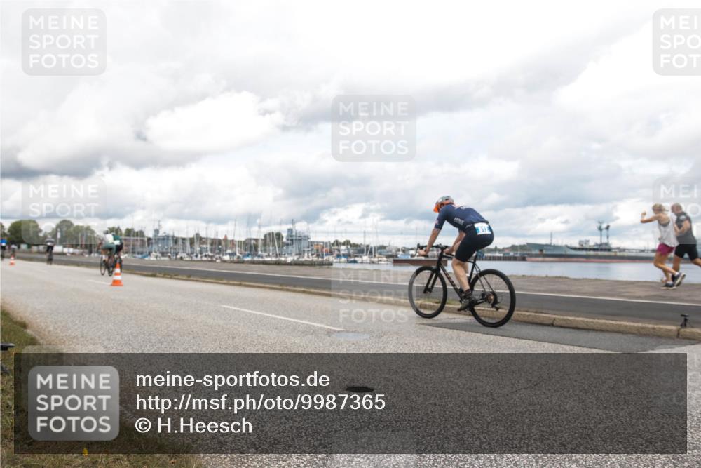 16.08.2026 - KN Förde Triathlon 2026 H.Heesch http://msf.ph/oto/9987365 16.08.2026 13:08:29 Radfahren 541, 547, 584, 597 meine-sportfotos.de