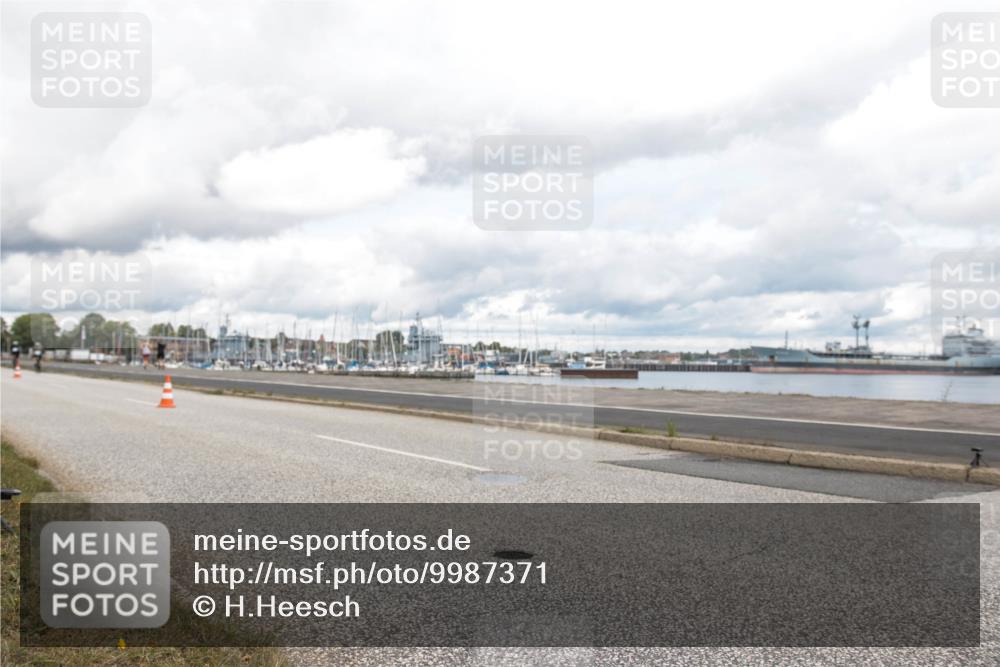 16.08.2026 - KN Förde Triathlon 2026 H.Heesch http://msf.ph/oto/9987371 16.08.2026 13:08:43 Radfahren 527, 576 meine-sportfotos.de
