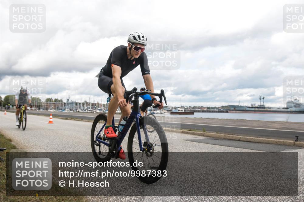 16.08.2026 - KN Förde Triathlon 2026 H.Heesch http://msf.ph/oto/9987383 16.08.2026 13:09:12 Radfahren 505, 519, 520, 522, 525, 551, 746 meine-sportfotos.de