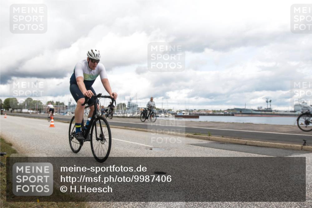 16.08.2026 - KN Förde Triathlon 2026 H.Heesch http://msf.ph/oto/9987406 16.08.2026 13:10:07 Radfahren 504, 524, 594, 595, 704, 718, 743 meine-sportfotos.de