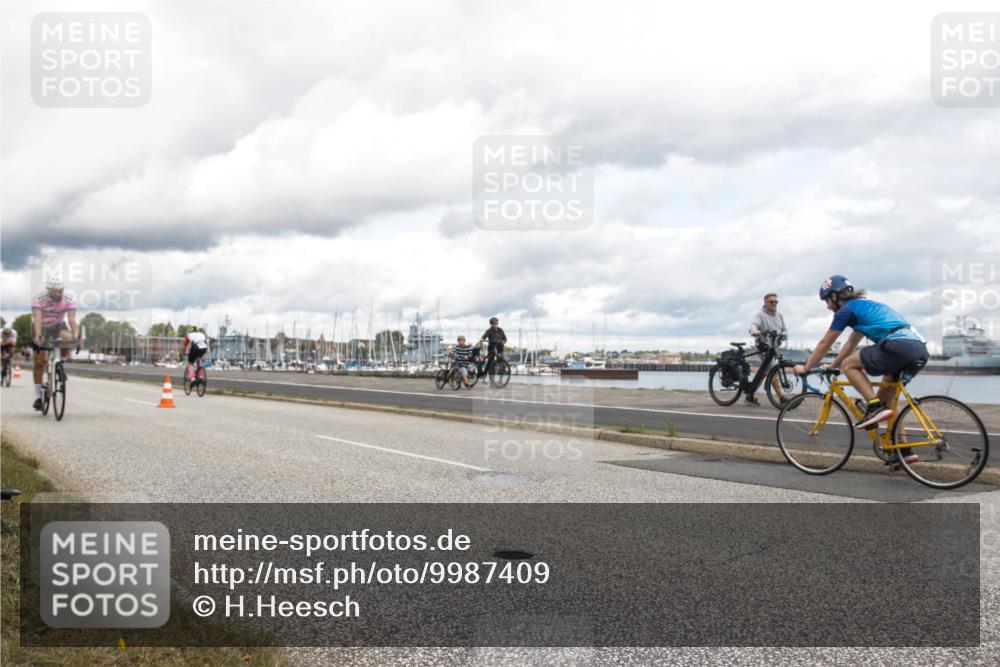 16.08.2026 - KN Förde Triathlon 2026 H.Heesch http://msf.ph/oto/9987409 16.08.2026 13:10:12 Radfahren 594, 710, 718, 732 meine-sportfotos.de