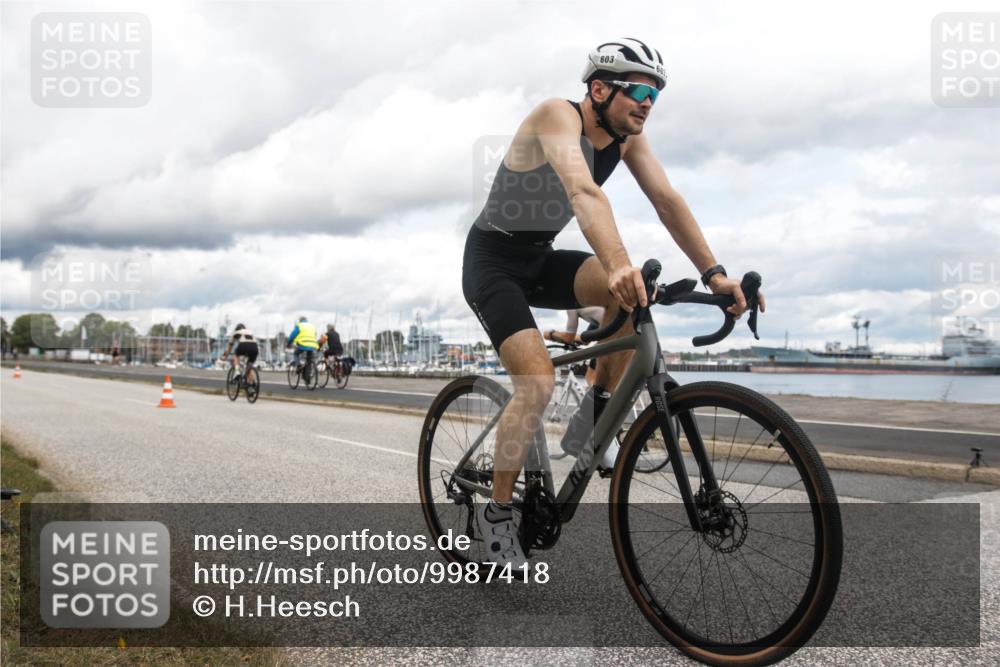 16.08.2026 - KN Förde Triathlon 2026 H.Heesch http://msf.ph/oto/9987418 16.08.2026 13:10:33 Radfahren 574, 588, 603 meine-sportfotos.de