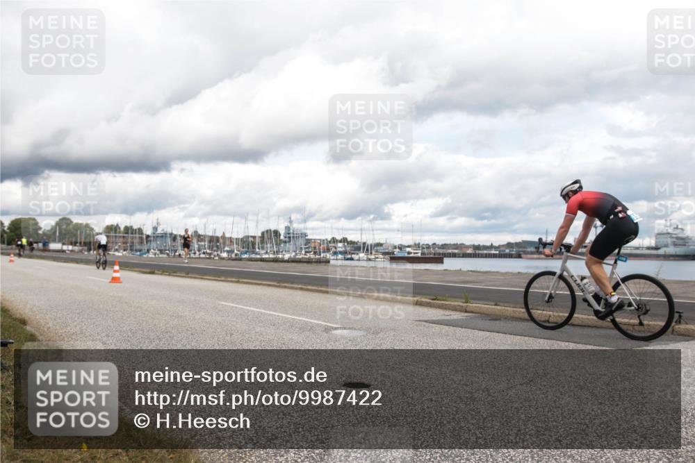 16.08.2026 - KN Förde Triathlon 2026 H.Heesch http://msf.ph/oto/9987422 16.08.2026 13:10:48 Radfahren 544, 590, 602, 607, 722, 733, 747 meine-sportfotos.de