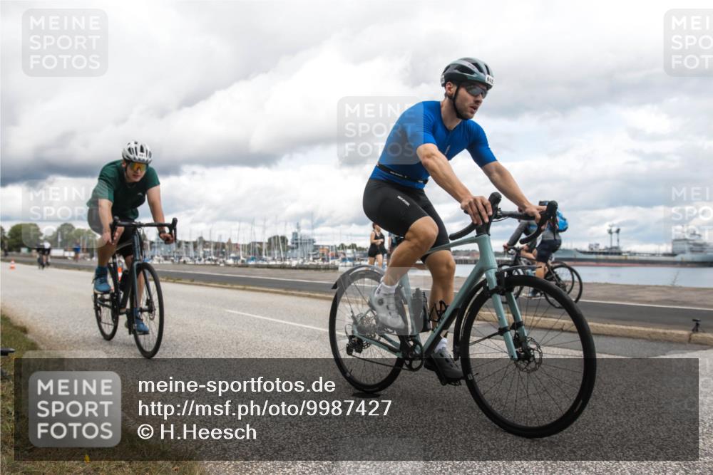 16.08.2026 - KN Förde Triathlon 2026 H.Heesch http://msf.ph/oto/9987427 16.08.2026 13:10:55 Radfahren 590, 598, 602, 607, 722 meine-sportfotos.de