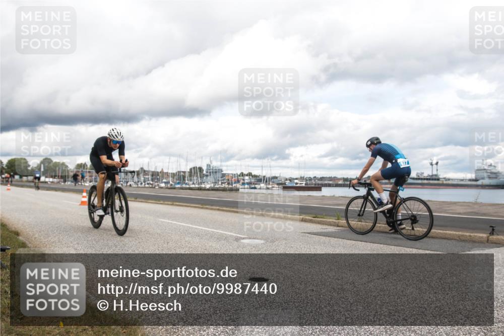 16.08.2026 - KN Förde Triathlon 2026 H.Heesch http://msf.ph/oto/9987440 16.08.2026 13:11:16 Radfahren 584, 706 meine-sportfotos.de