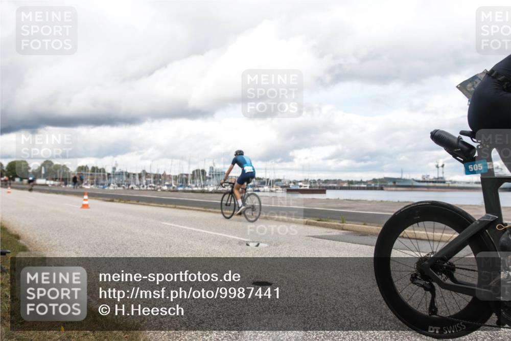 16.08.2026 - KN Förde Triathlon 2026 H.Heesch http://msf.ph/oto/9987441 16.08.2026 13:11:17 Radfahren 572, 706 meine-sportfotos.de