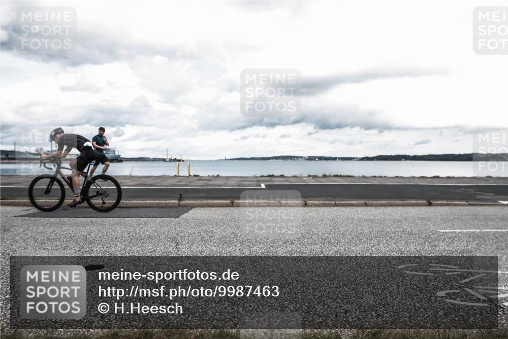 16.08.2026 - KN Förde Triathlon 2026 H.Heesch http://msf.ph/oto/9987463 16.08.2026 13:12:21 Radfahren 596, 701 meine-sportfotos.de