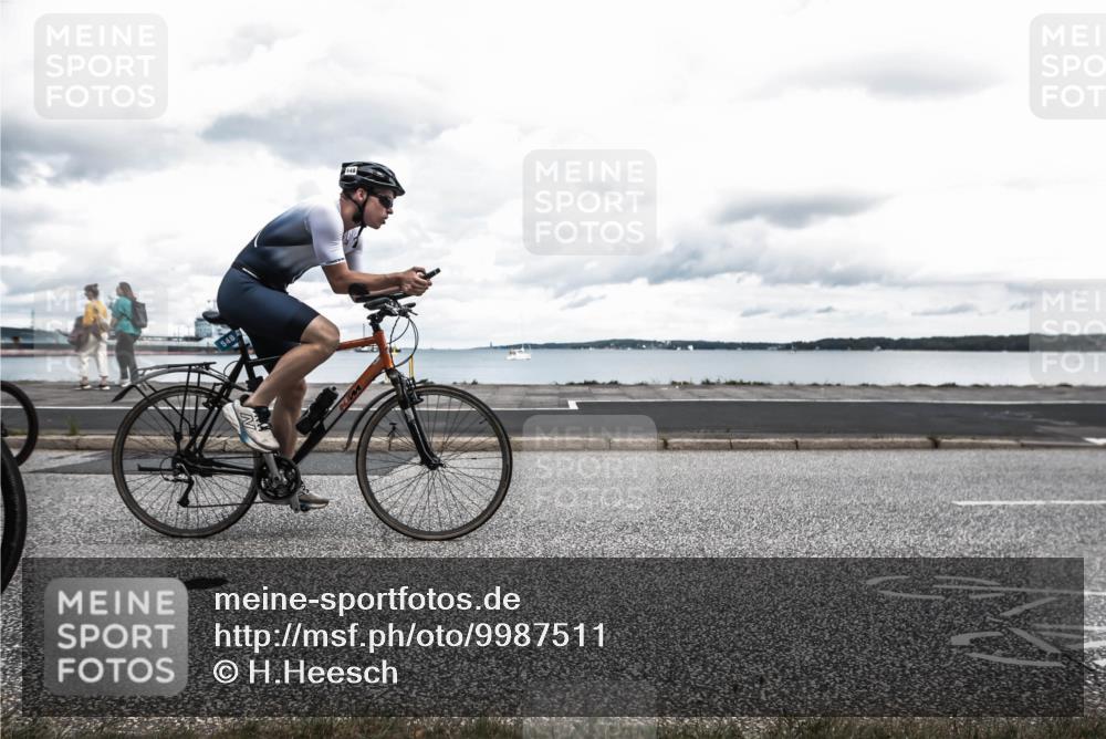 16.08.2026 - KN Förde Triathlon 2026 H.Heesch http://msf.ph/oto/9987511 16.08.2026 13:14:18 Radfahren 530, 540, 548, 561, 568, 604, 610, 611, 705, 740 meine-sportfotos.de