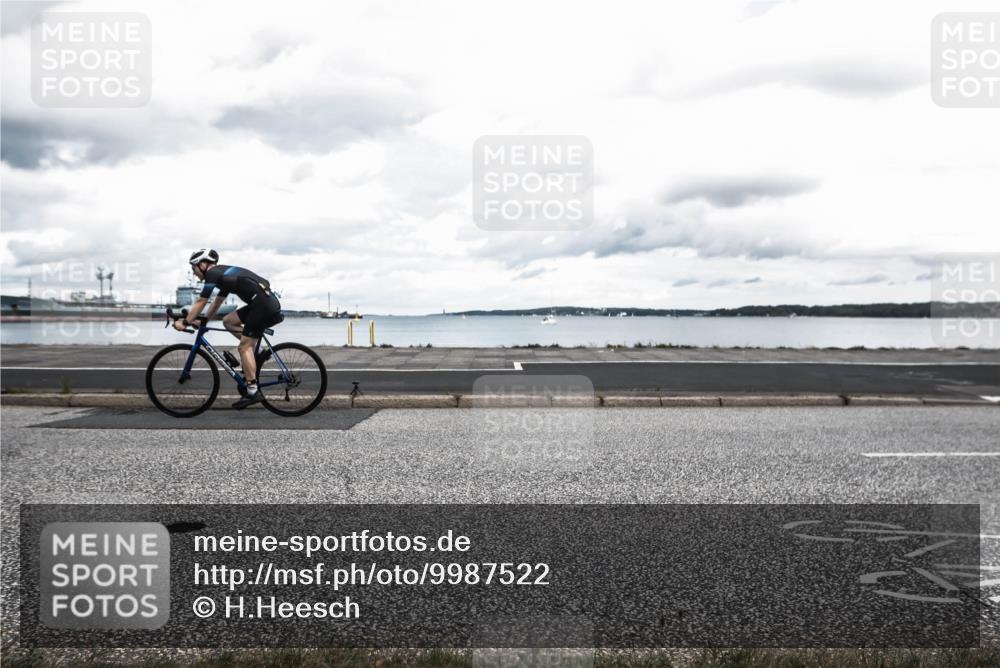 16.08.2026 - KN Förde Triathlon 2026 H.Heesch http://msf.ph/oto/9987522 16.08.2026 13:14:35 Radfahren 521, 533, 583, 724, 726, 739 meine-sportfotos.de