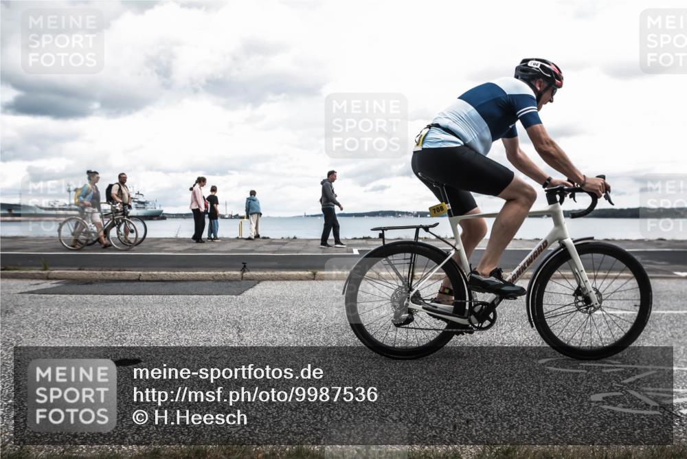 16.08.2026 - KN Förde Triathlon 2026 H.Heesch http://msf.ph/oto/9987536 16.08.2026 13:15:21 Radfahren 531, 575, 708, 711 meine-sportfotos.de
