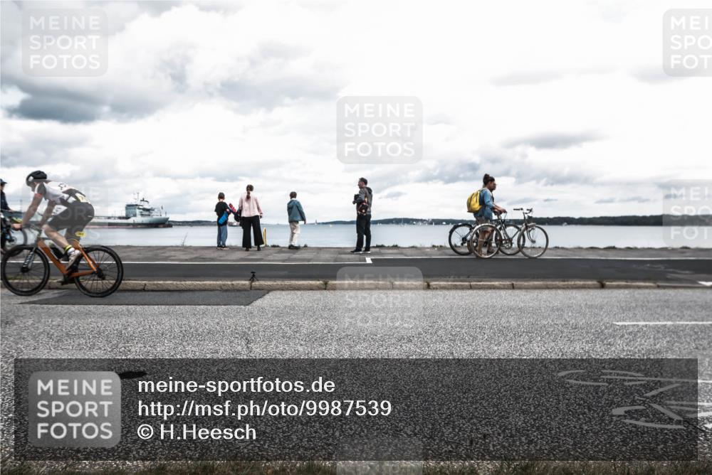 16.08.2026 - KN Förde Triathlon 2026 H.Heesch http://msf.ph/oto/9987539 16.08.2026 13:15:27 Radfahren 531, 711, 721 meine-sportfotos.de