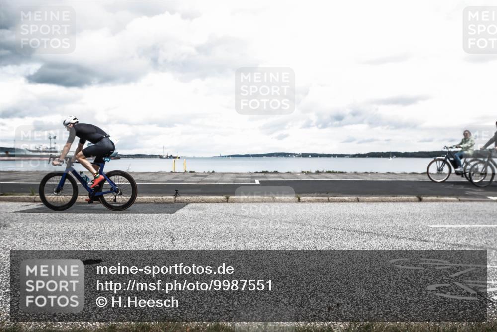 16.08.2026 - KN Förde Triathlon 2026 H.Heesch http://msf.ph/oto/9987551 16.08.2026 13:16:02 Radfahren 517, 525, 527, 551, 571, 734 meine-sportfotos.de