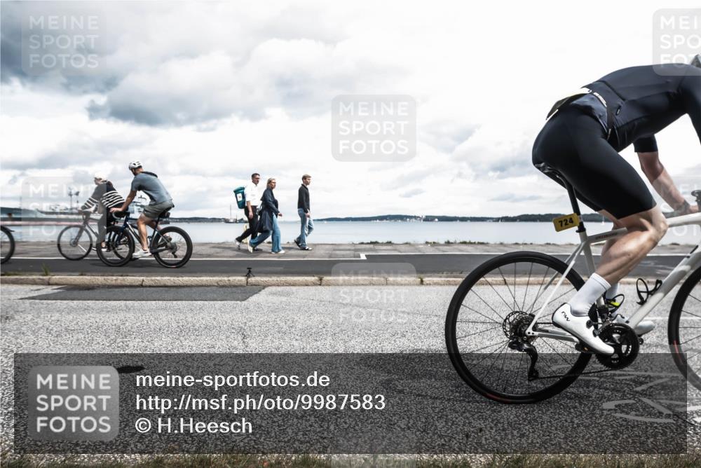 16.08.2026 - KN Förde Triathlon 2026 H.Heesch http://msf.ph/oto/9987583 16.08.2026 13:16:59 Radfahren 546, 583, 724 meine-sportfotos.de