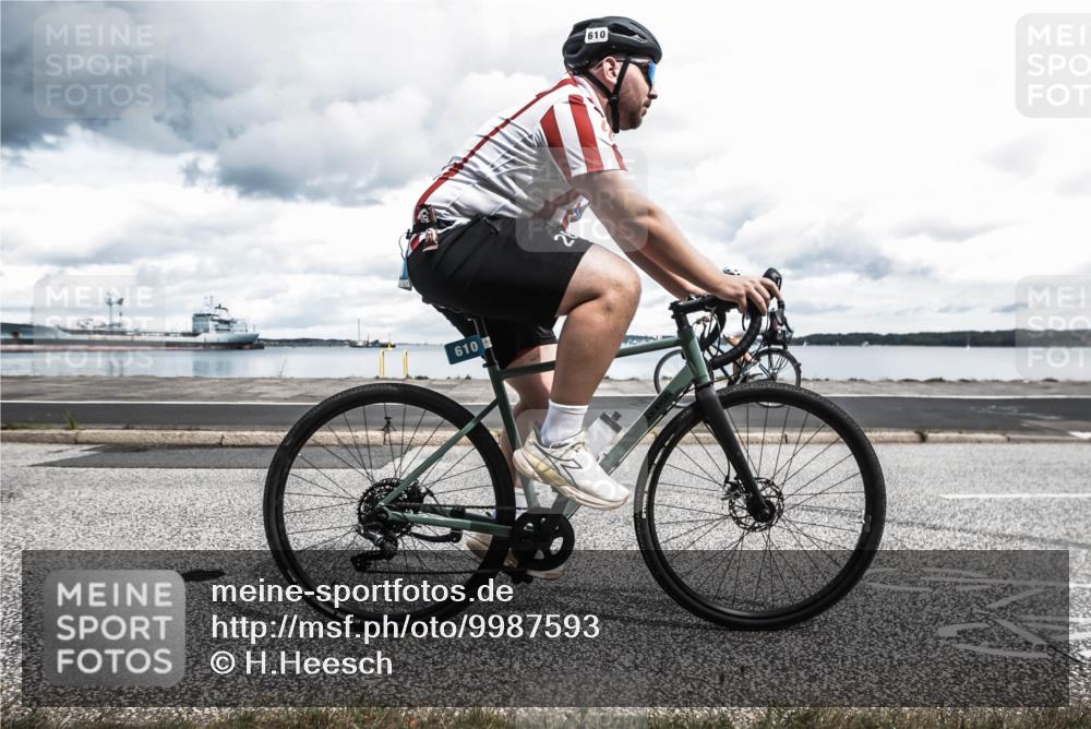 16.08.2026 - KN Förde Triathlon 2026 H.Heesch http://msf.ph/oto/9987593 16.08.2026 13:17:32 Radfahren 196, 594, 610, 723 meine-sportfotos.de