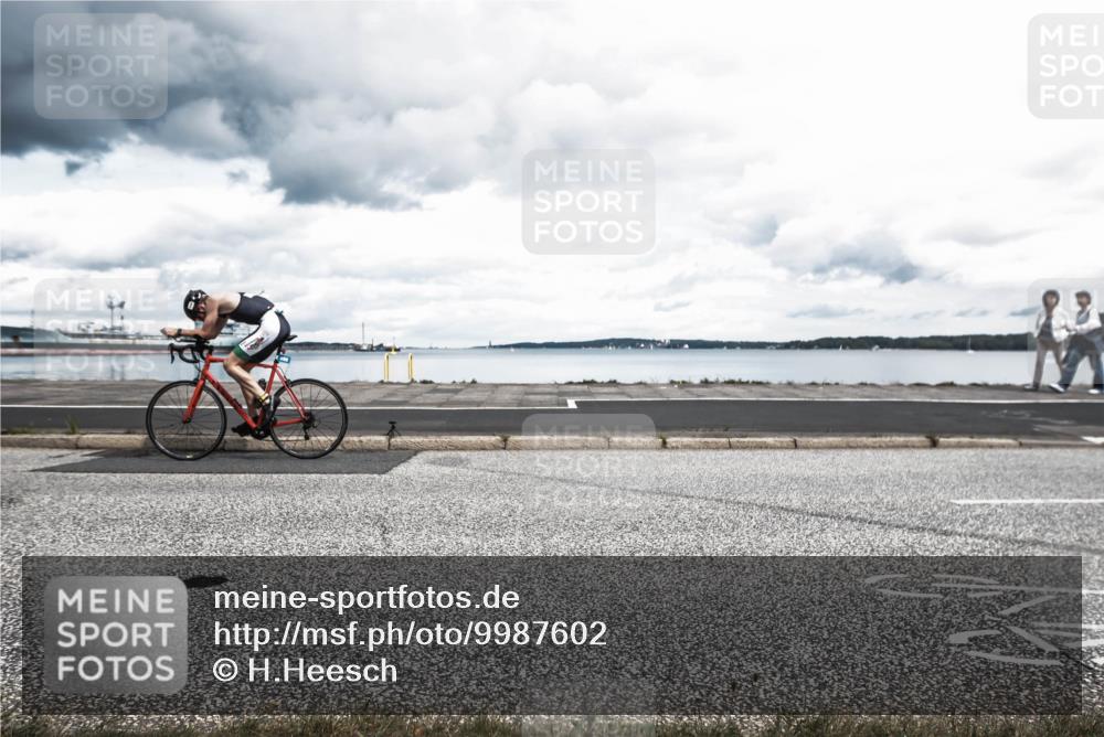 16.08.2026 - KN Förde Triathlon 2026 H.Heesch http://msf.ph/oto/9987602 16.08.2026 13:18:03 Radfahren 598 meine-sportfotos.de