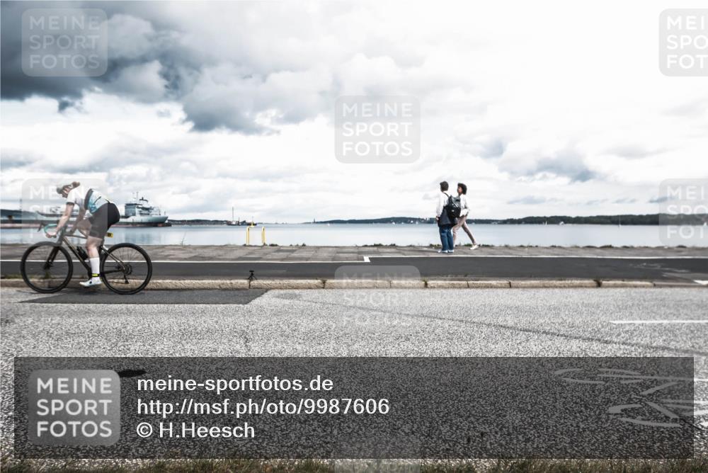 16.08.2026 - KN Förde Triathlon 2026 H.Heesch http://msf.ph/oto/9987606 16.08.2026 13:18:15 Radfahren 557 meine-sportfotos.de
