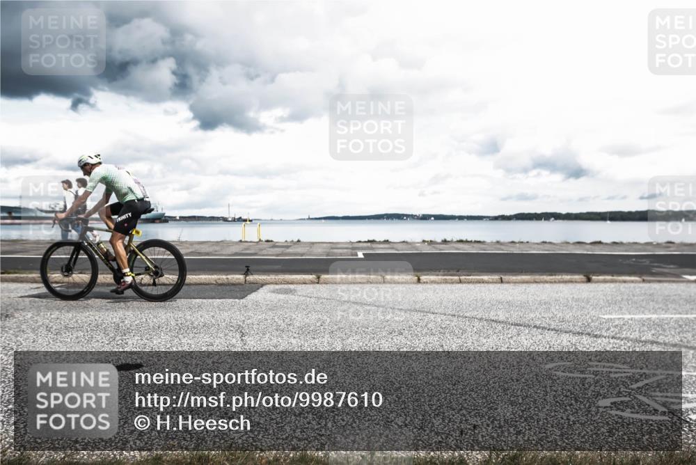16.08.2026 - KN Förde Triathlon 2026 H.Heesch http://msf.ph/oto/9987610 16.08.2026 13:18:25 Radfahren 590, 602, 607, 702 meine-sportfotos.de