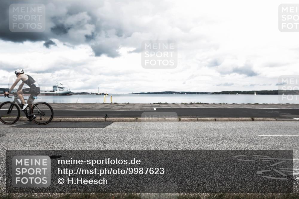16.08.2026 - KN Förde Triathlon 2026 H.Heesch http://msf.ph/oto/9987623 16.08.2026 13:18:51 Radfahren 565, 609, 704 meine-sportfotos.de