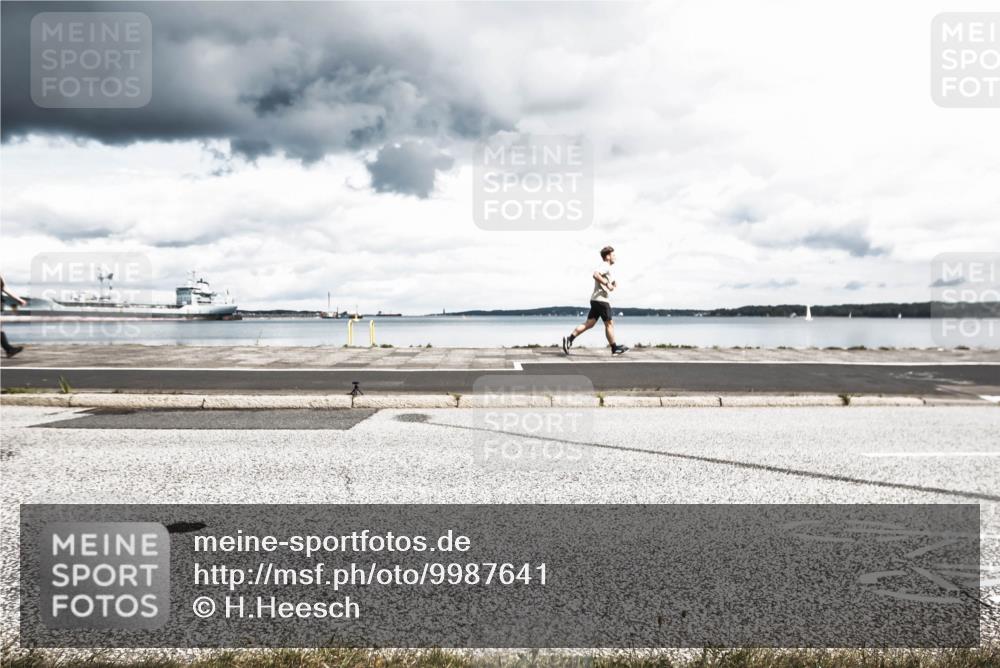 16.08.2026 - KN Förde Triathlon 2026 H.Heesch http://msf.ph/oto/9987641 16.08.2026 13:19:40 Radfahren 586, 743 meine-sportfotos.de