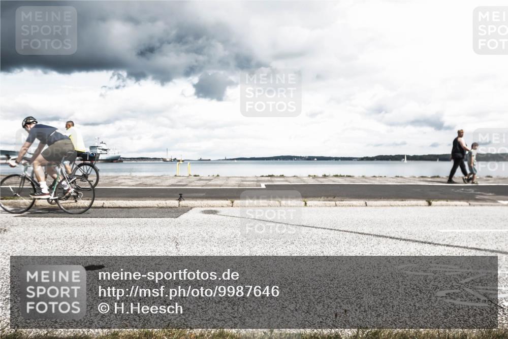 16.08.2026 - KN Förde Triathlon 2026 H.Heesch http://msf.ph/oto/9987646 16.08.2026 13:19:50 Radfahren 576, 605 meine-sportfotos.de