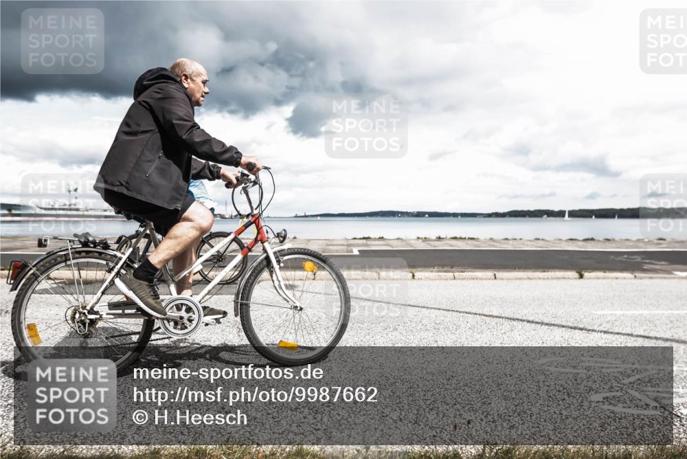 16.08.2026 - KN Förde Triathlon 2026 H.Heesch http://msf.ph/oto/9987662 16.08.2026 13:20:20 Radfahren 549, 584 meine-sportfotos.de