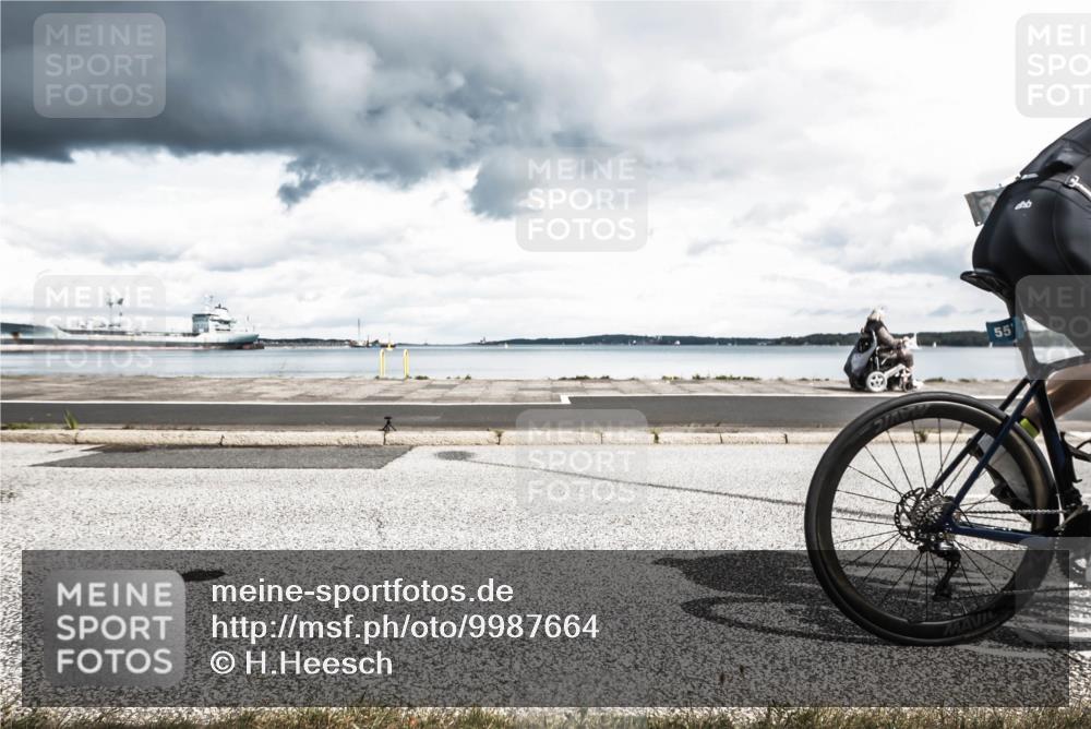 16.08.2026 - KN Förde Triathlon 2026 H.Heesch http://msf.ph/oto/9987664 16.08.2026 13:20:29 Radfahren 556, 588 meine-sportfotos.de