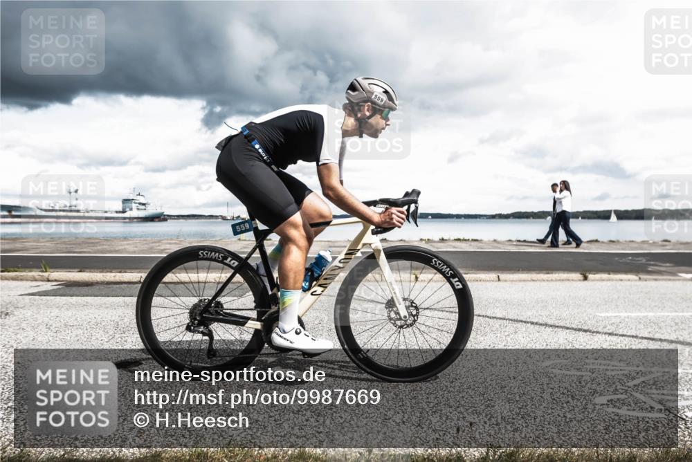 16.08.2026 - KN Förde Triathlon 2026 H.Heesch http://msf.ph/oto/9987669 16.08.2026 13:20:56 Radfahren 544, 581, 589, 602, 607, 720 meine-sportfotos.de