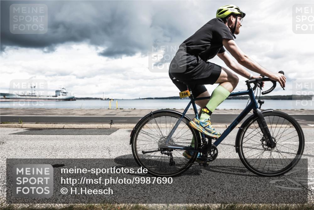 16.08.2026 - KN Förde Triathlon 2026 H.Heesch http://msf.ph/oto/9987690 16.08.2026 13:21:44 Radfahren 595, 704, 705, 730 meine-sportfotos.de