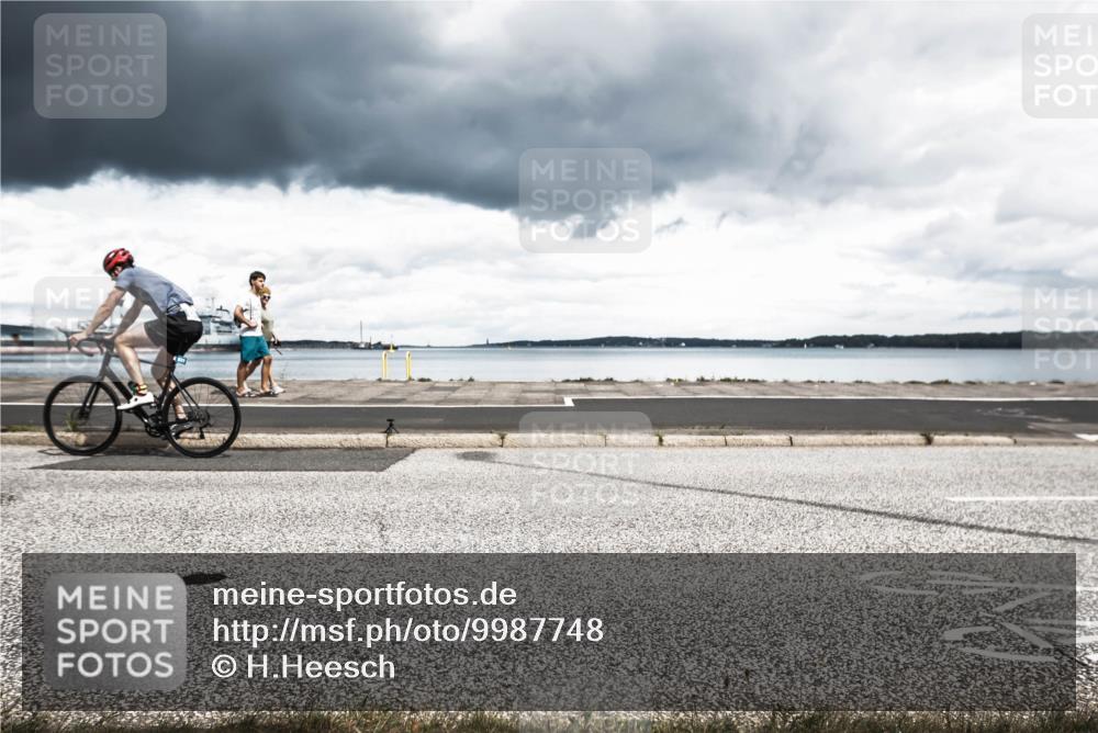 16.08.2026 - KN Förde Triathlon 2026 H.Heesch http://msf.ph/oto/9987748 16.08.2026 13:24:20 Radfahren 583, 724 meine-sportfotos.de