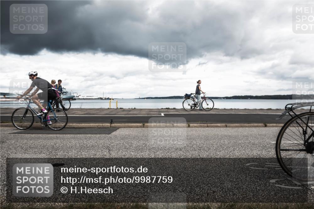 16.08.2026 - KN Förde Triathlon 2026 H.Heesch http://msf.ph/oto/9987759 16.08.2026 13:24:57 Radfahren 546, 561 meine-sportfotos.de