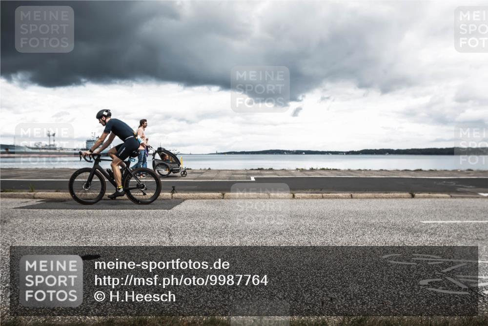 16.08.2026 - KN Förde Triathlon 2026 H.Heesch http://msf.ph/oto/9987764 16.08.2026 13:25:22 Radfahren 196, 717, 734 meine-sportfotos.de