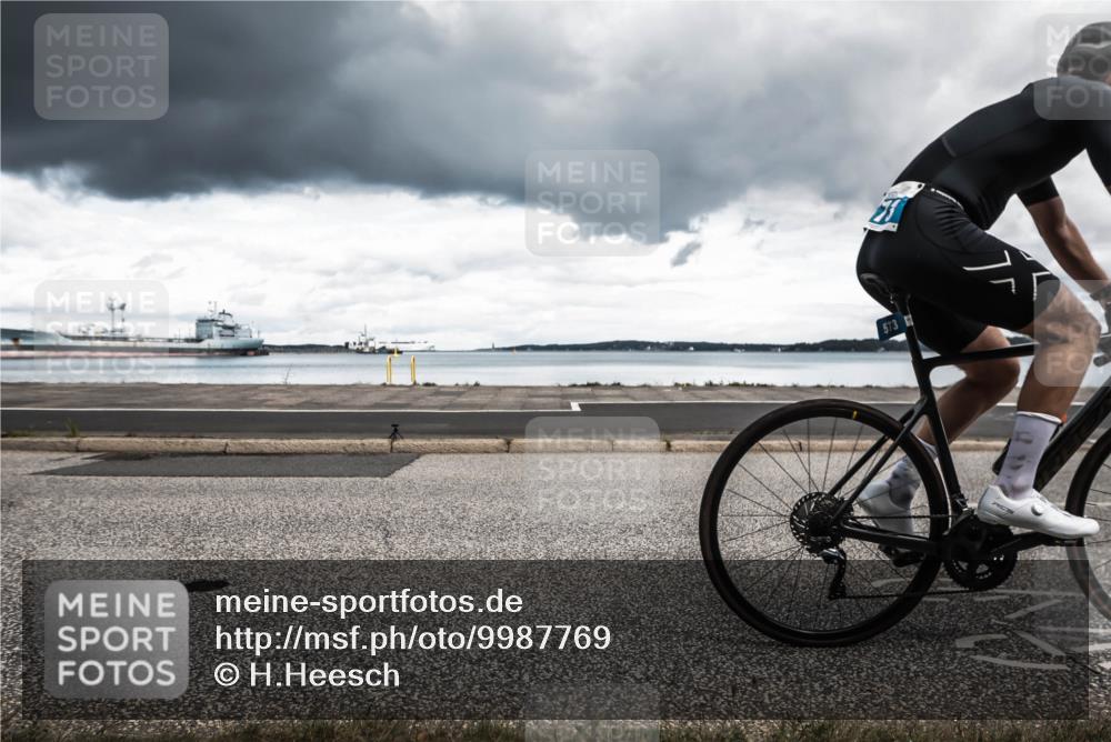 16.08.2026 - KN Förde Triathlon 2026 H.Heesch http://msf.ph/oto/9987769 16.08.2026 13:25:34 Radfahren 739 meine-sportfotos.de