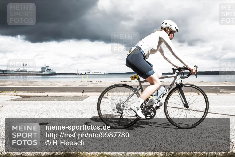 16.08.2026 - KN Förde Triathlon 2026 H.Heesch http://msf.ph/oto/9987780 16.08.2026 13:25:59 Radfahren 726, 731 meine-sportfotos.de