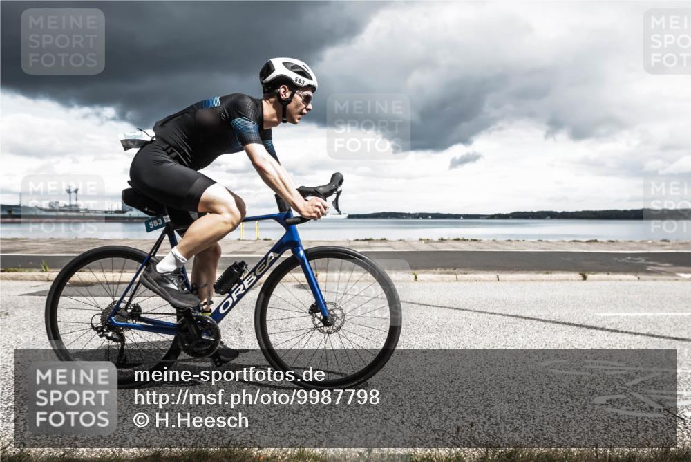 16.08.2026 - KN Förde Triathlon 2026 H.Heesch http://msf.ph/oto/9987798 16.08.2026 13:26:49 Radfahren 735 meine-sportfotos.de
