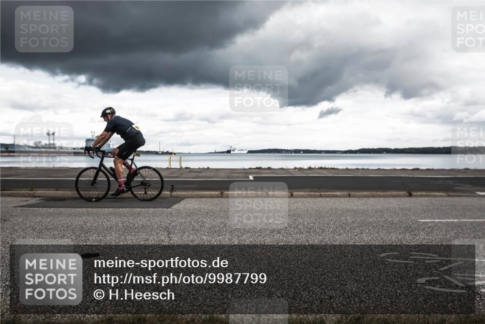 16.08.2026 - KN Förde Triathlon 2026 H.Heesch http://msf.ph/oto/9987799 16.08.2026 13:26:58 Radfahren 565, 743 meine-sportfotos.de