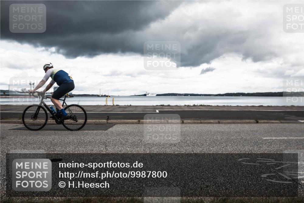 16.08.2026 - KN Förde Triathlon 2026 H.Heesch http://msf.ph/oto/9987800 16.08.2026 13:27:02 Radfahren 565, 714, 743 meine-sportfotos.de