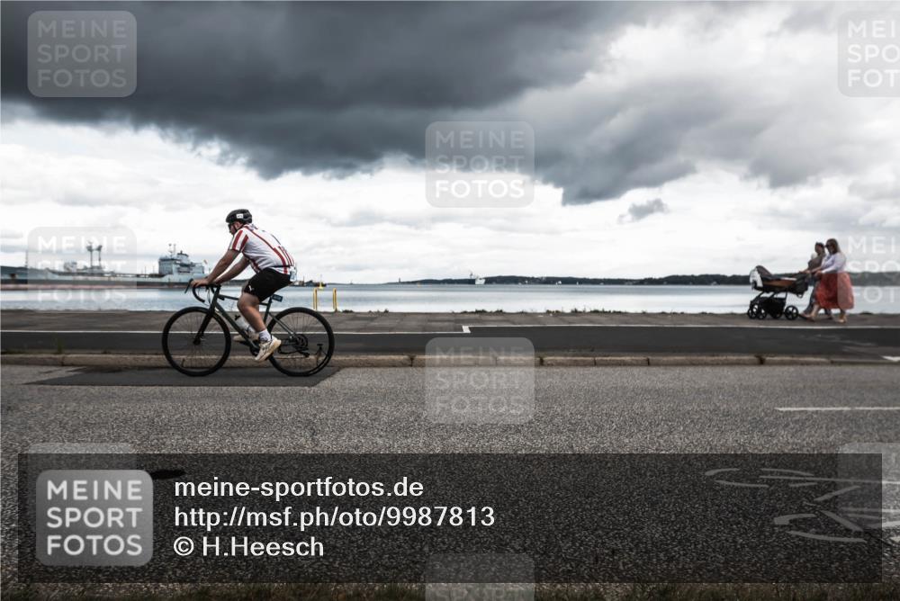 16.08.2026 - KN Förde Triathlon 2026 H.Heesch http://msf.ph/oto/9987813 16.08.2026 13:27:55 Radfahren  meine-sportfotos.de