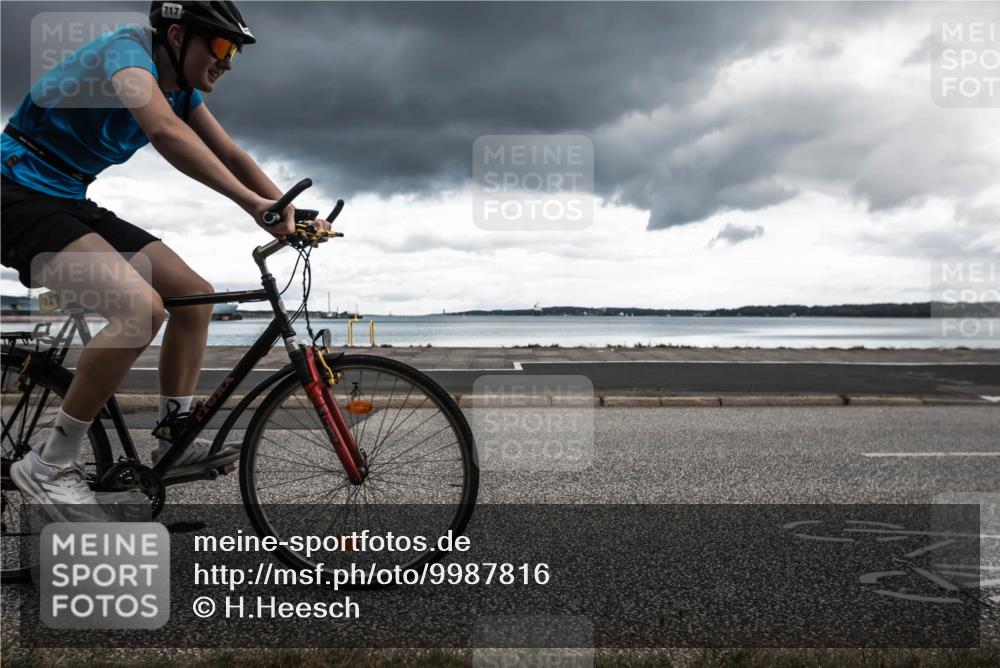 16.08.2026 - KN Förde Triathlon 2026 H.Heesch http://msf.ph/oto/9987816 16.08.2026 13:28:26 Radfahren 609, 709, 717, 734 meine-sportfotos.de